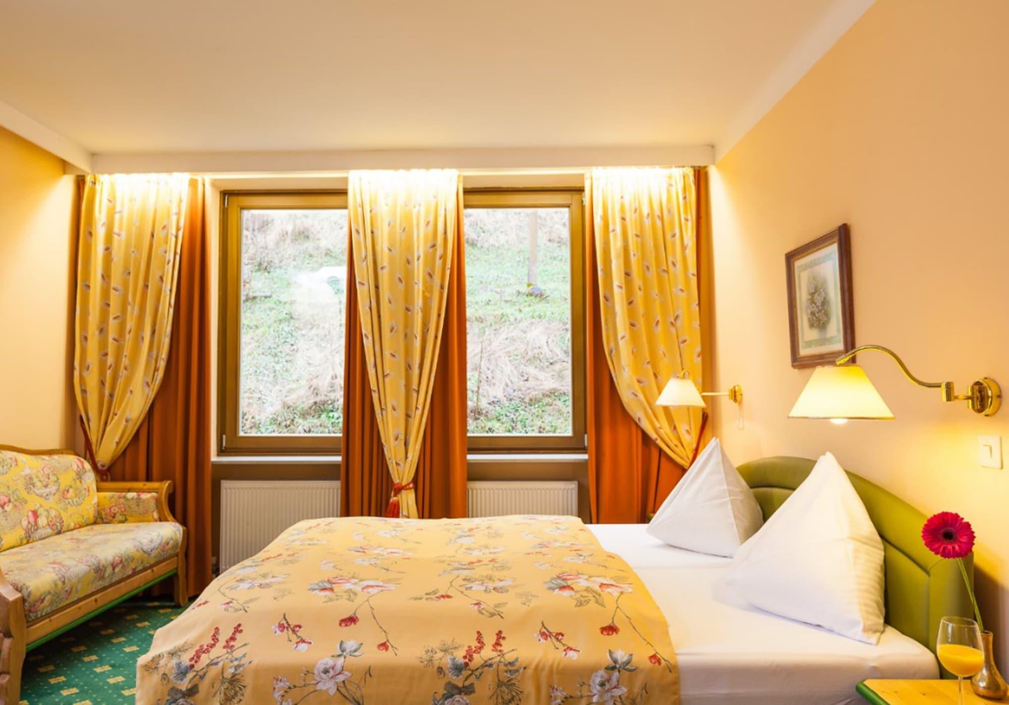 Hotel St. Georg ツェル アム ゼー エクステリア 写真